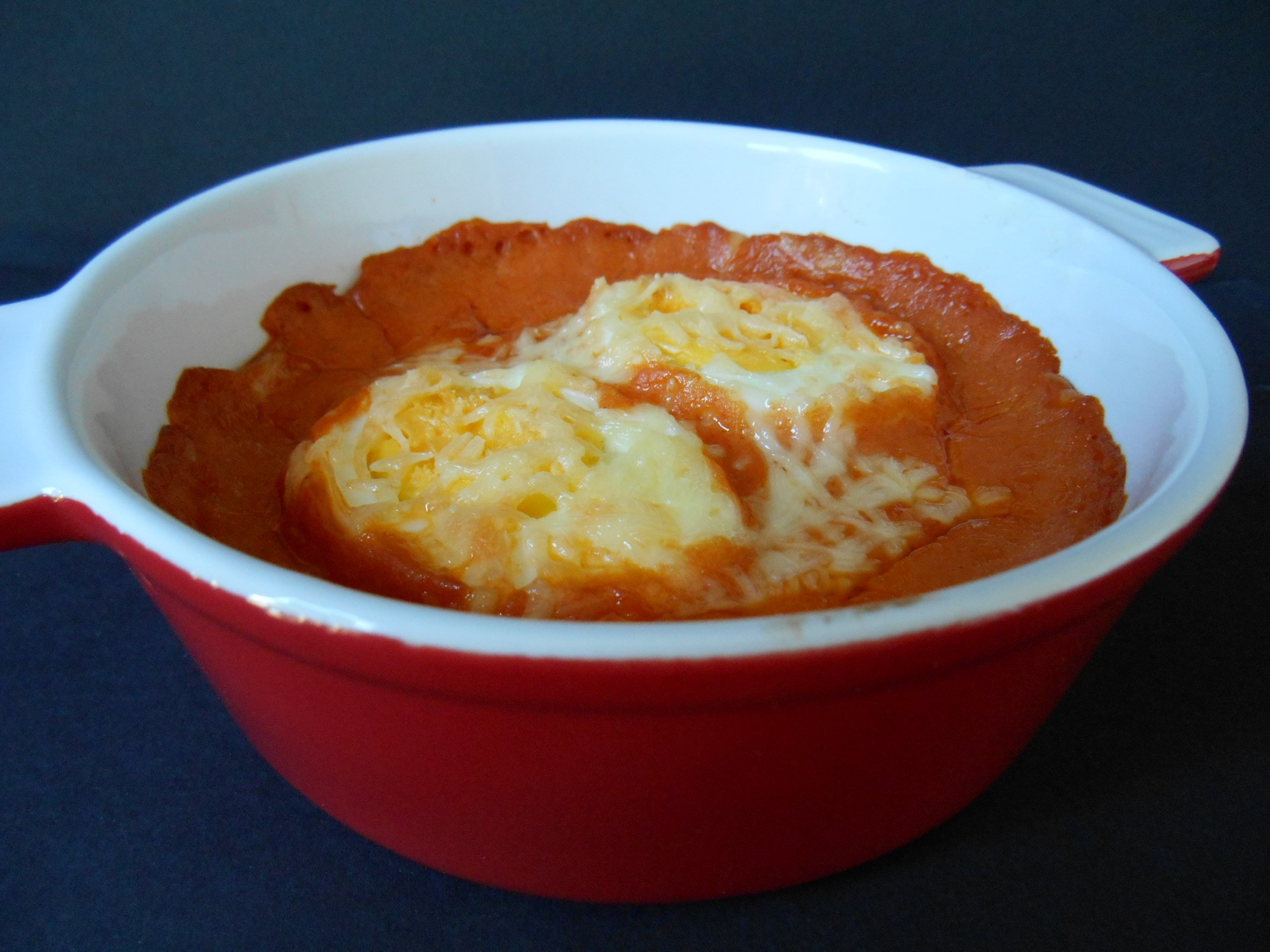 Oeufs à la sauce aurore