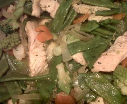 aiguillettes de poulet aux petits légumes verts