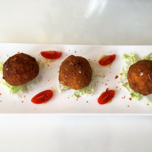 Arancini au coeur « surprise » de gorgonzola et saucisse, au Thermomix 
