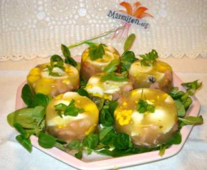 Aspic d'oeufs en gelée