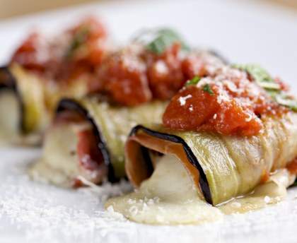 Aubergines roulées à la mozzarella