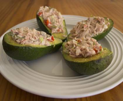 Avocats farcis au crabe et thon