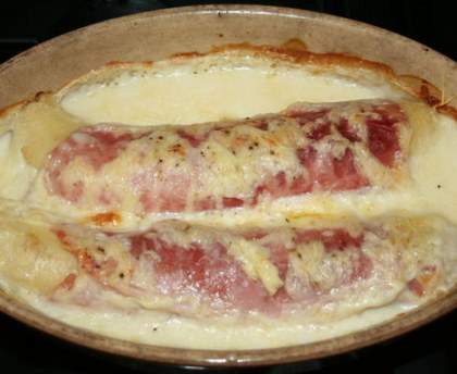 Banane au jambon et lait de coco