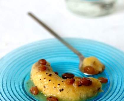 Bananes aux raisins flambées au rhum