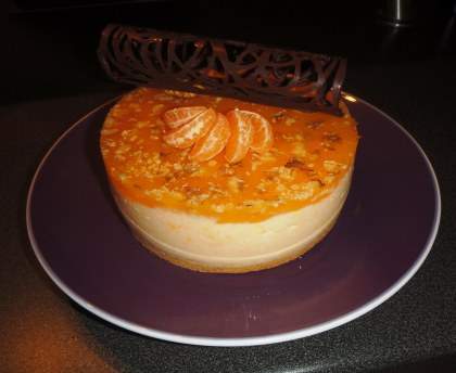 Bavarois à la clémentine sur génoise à la cannelle