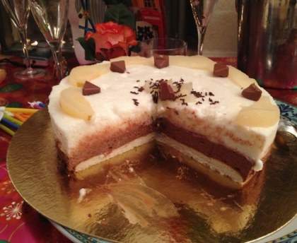 Bavarois poire-chocolat sur biscuit aux amandes