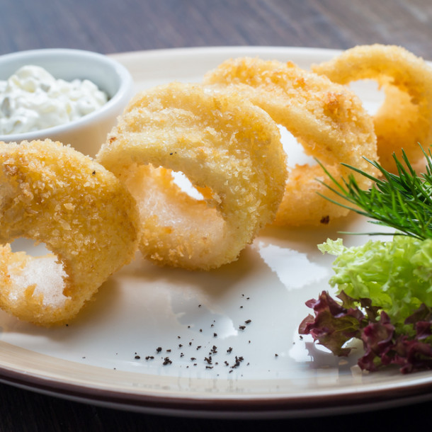 Beignets aux calamars et aux légumes