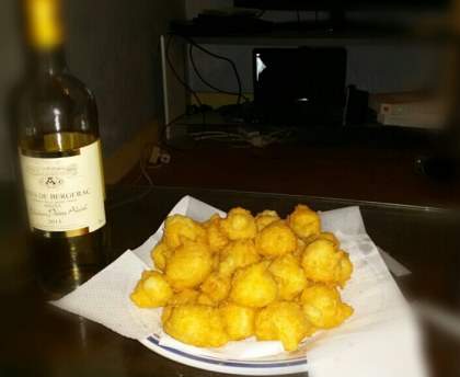 Beignets de gougères au fromage