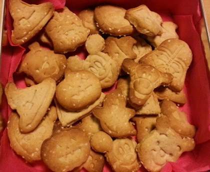 Biscuits au sésame, citron et cannelle