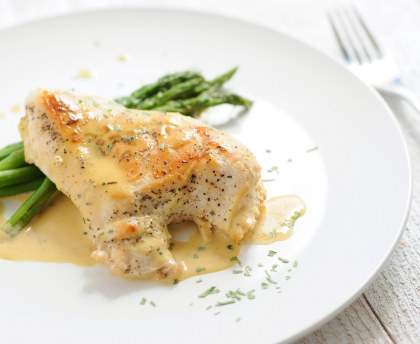 Blancs de poulets à la sauce moutarde et à l'estragon
