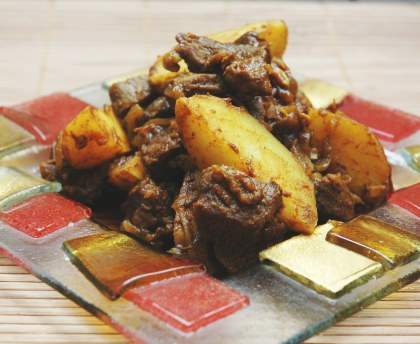 Boeuf et pommes de terre au curry