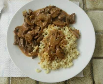Boeuf Stroganoff