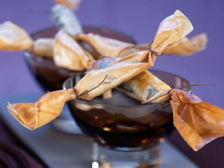 Bonbon de St Jacques au foie gras sauce julienne