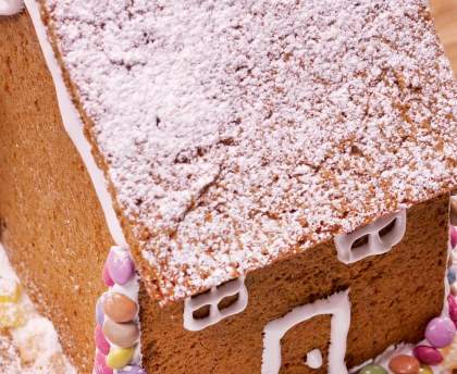 Bonhomme et maison en pain d'épices