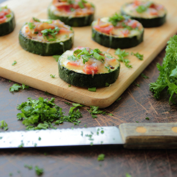 Bouchées de courgettes façon pizzette
