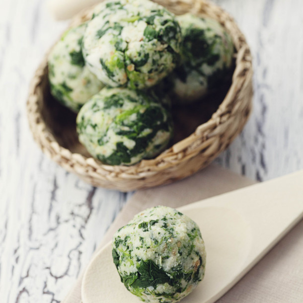 Boulettes de fromage et épinards