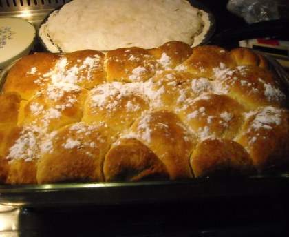Brioches autrichiennes à la prune ( buchteln )