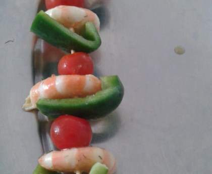 Brochette de crevettes grillées aux herbes