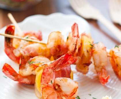 Brochettes de crevettes sauce au cognac