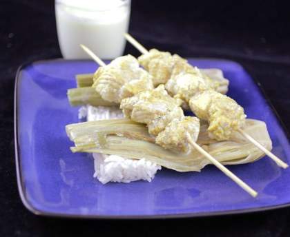 Brochettes de poisson marinées au lait de coco