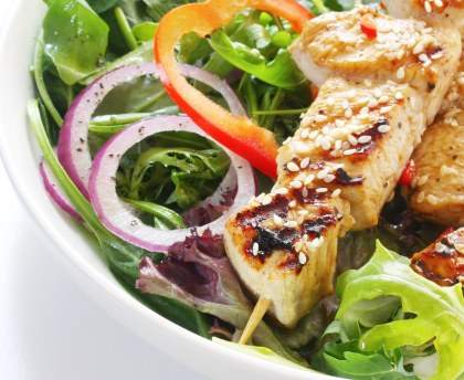 Brochettes de poulet à la marinade