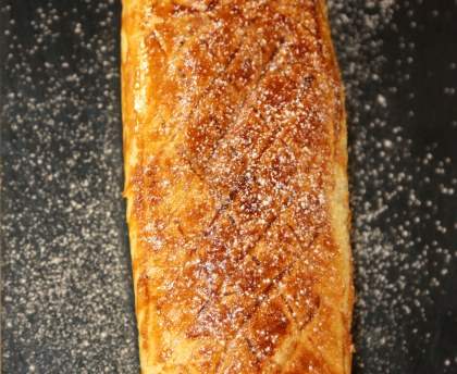 Bûche à la frangipane façon galette des rois