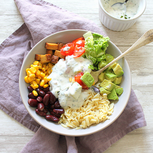 Burrito bowl : plat équilibré tex-mex au riz ou quinoa, légumes et protéines