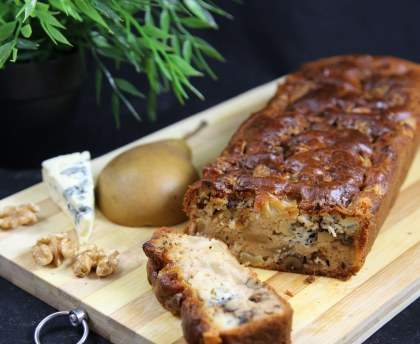 Cake à la poire et au roquefort