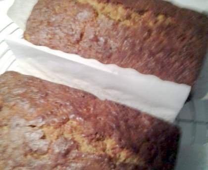 Cake à la pomme, aux raisins et aux noix