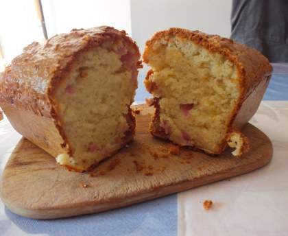Cake au jambon et au fromage