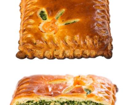 Cake au saumon, fromage et herbes