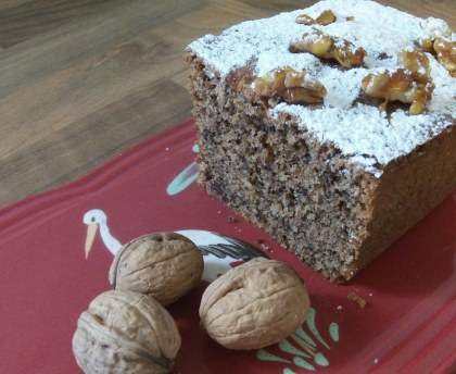Cake aux noix et pépites de chocolat