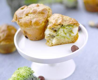 Cake brocolis feta noisettes