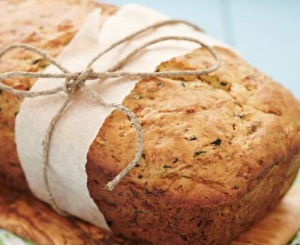 Cake de poulet aux courgettes et à l'estragon