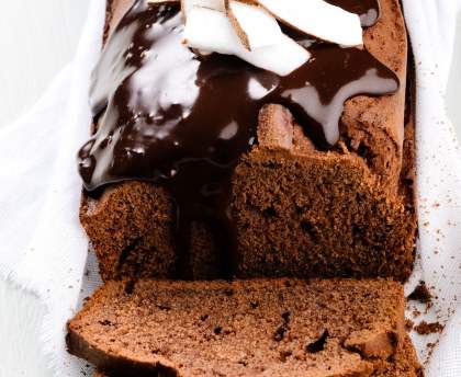 Cake fondant au chocolat et à la noix de coco