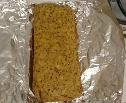 cake salé à la bière et grains de moutarde