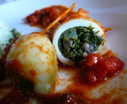 Calamars farcis aux épinards et sauce tomate