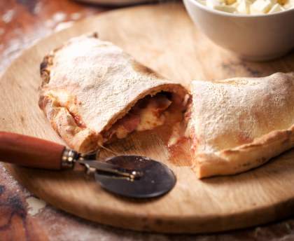 Calzone aubergine et fêta