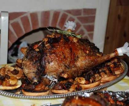 Canard farci aux marrons et aux fruits secs