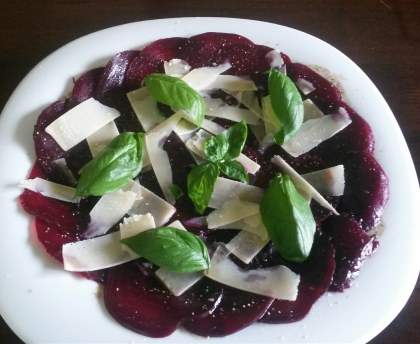 Carpaccio de betteraves rouges version Eva