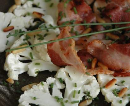 Carpaccio de chou-fleur au parmesan et au basilic