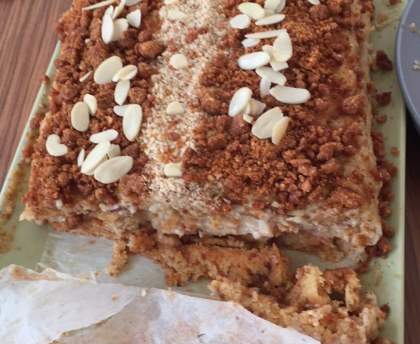 Castel ( gâteau praliné et amande )