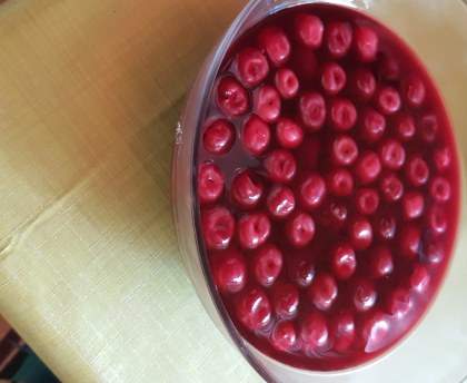 Cerises au vin rouge