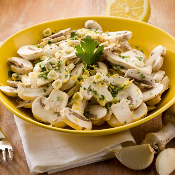 Champignons de Paris en salade