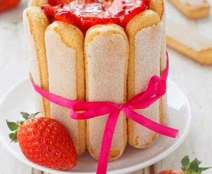 Charlotte aux fraises