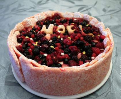 Charlotte aux fruits rouges