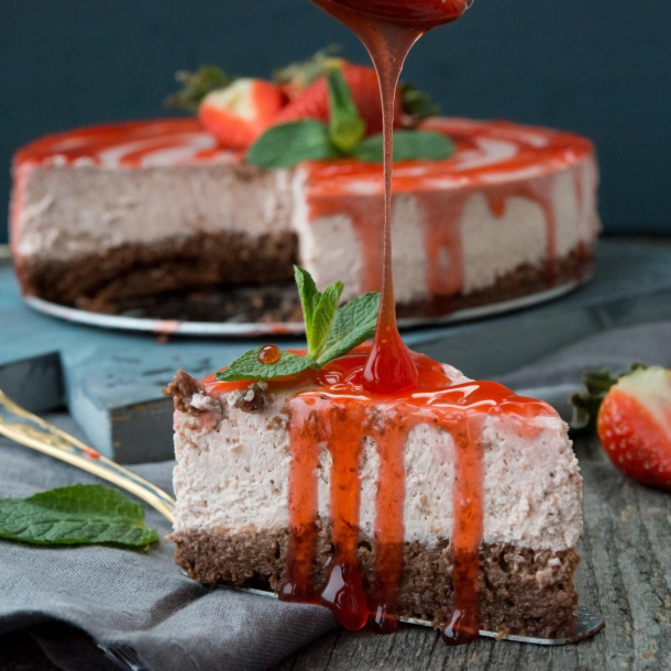 Cheesecake au chocolat blanc et aux fraises