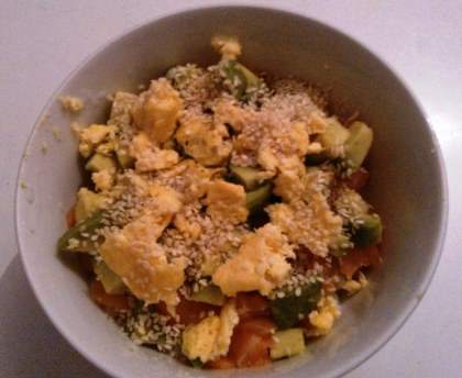 Chirashi saumon avocat