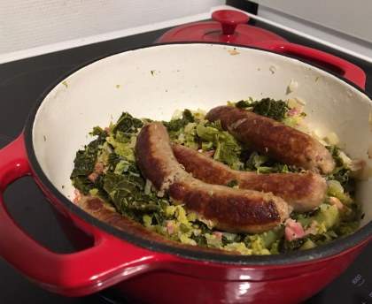 Chou frisé aux saucisses