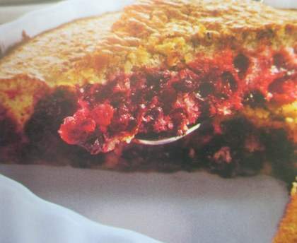 Clafoutis aux cassis et noisettes